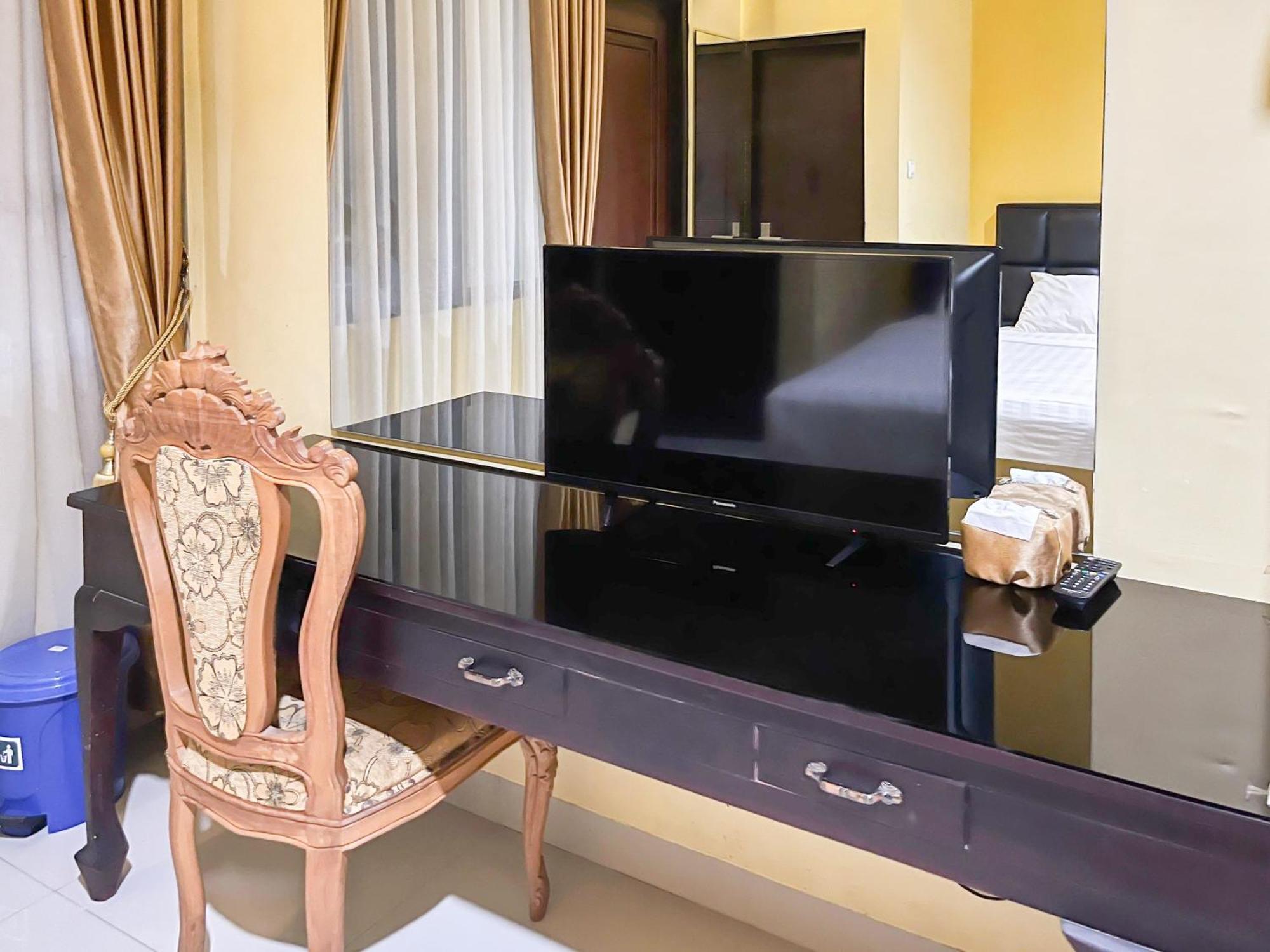 Kartika Hotel Syariah Pacitan Mitra Reddoorz Eksteriør bilde
