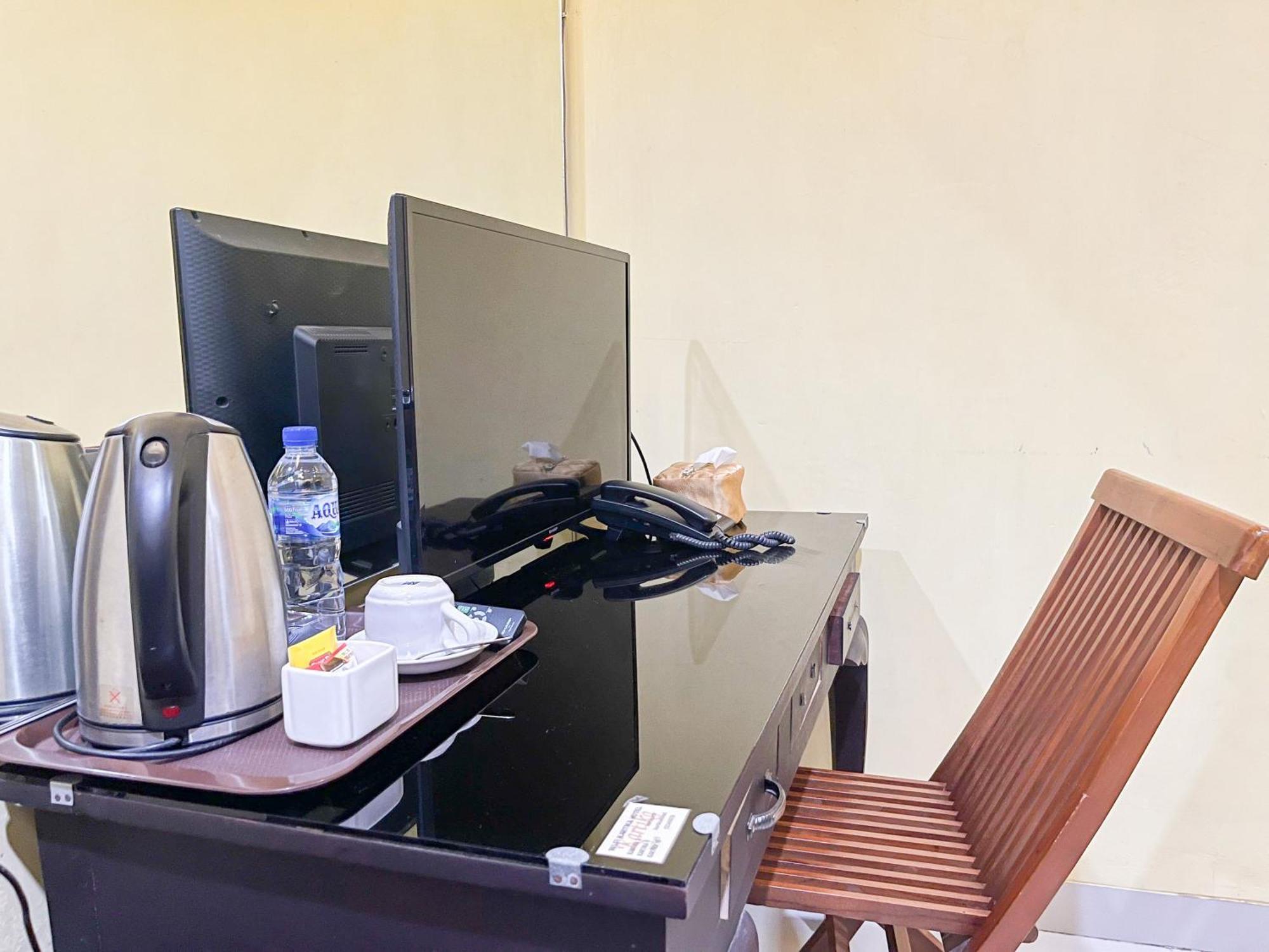 Kartika Hotel Syariah Pacitan Mitra Reddoorz Eksteriør bilde
