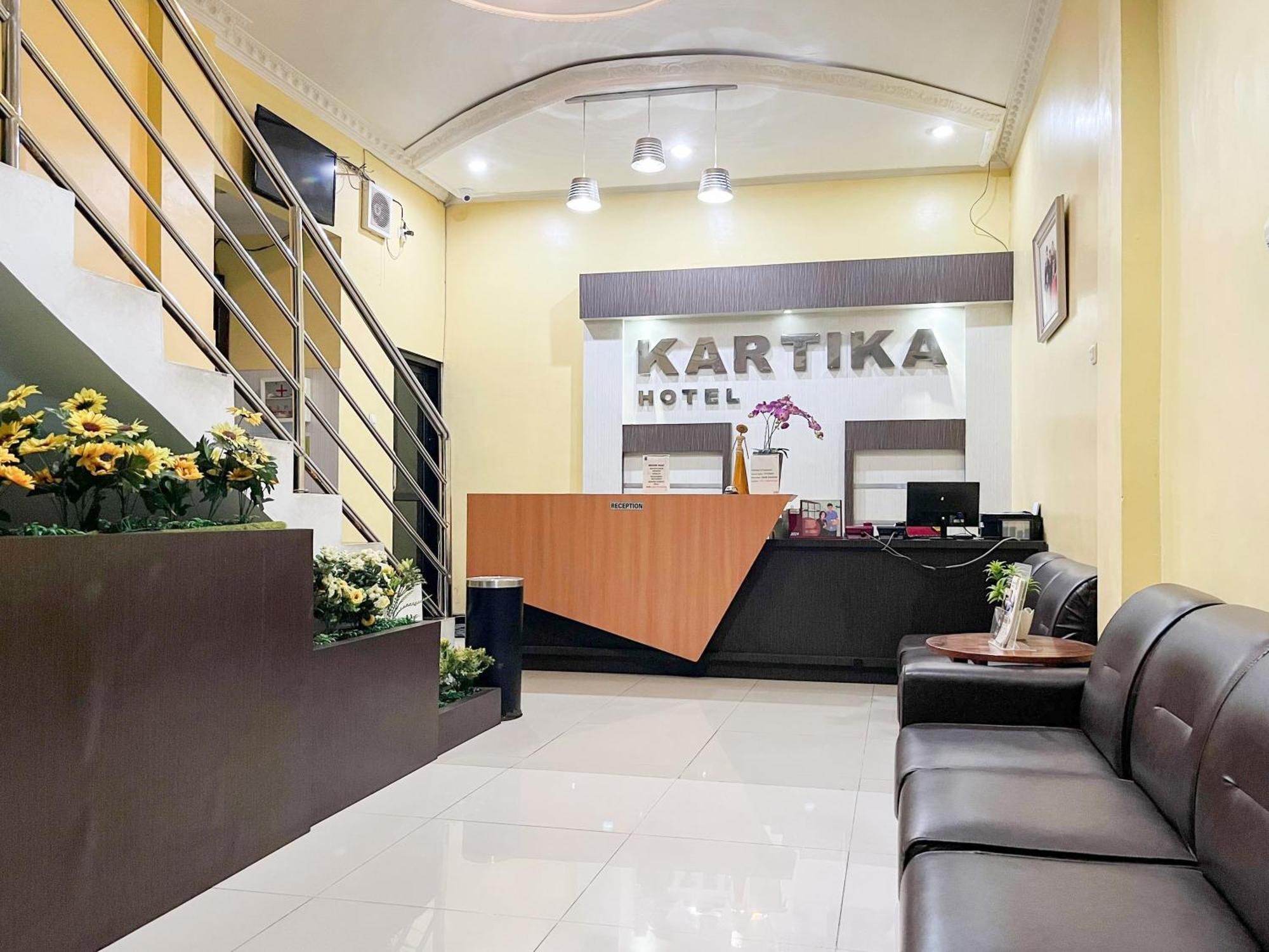 Kartika Hotel Syariah Pacitan Mitra Reddoorz Eksteriør bilde