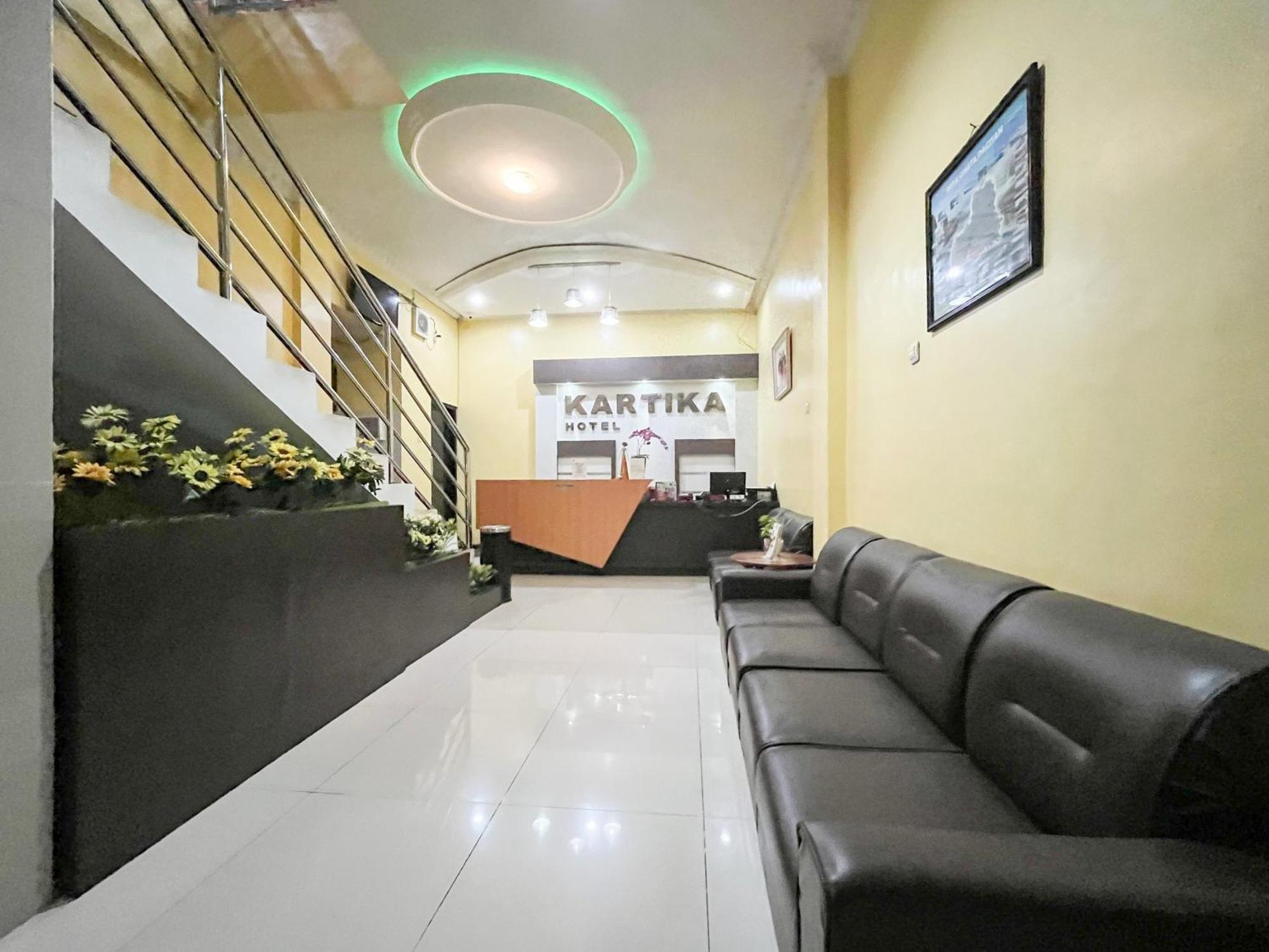 Kartika Hotel Syariah Pacitan Mitra Reddoorz Eksteriør bilde